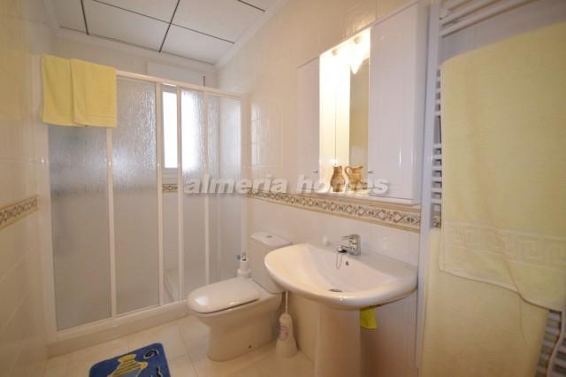 Image No.10-2 Bed Villa for sale