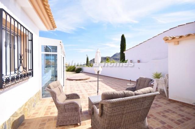 Image No.3-2 Bed Villa for sale