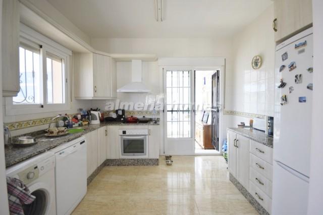 Image No.6-2 Bed Villa for sale