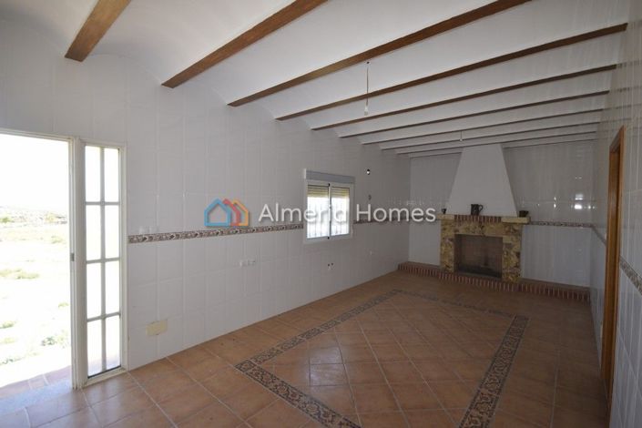 Image No.3-Villa de 4 chambres à vendre à Albox