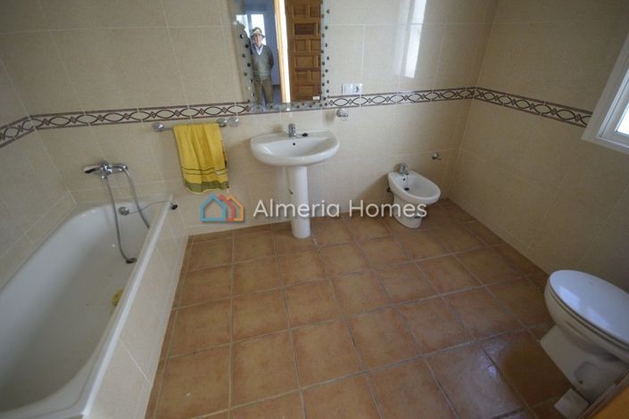 Image No.8-Villa de 4 chambres à vendre à Albox