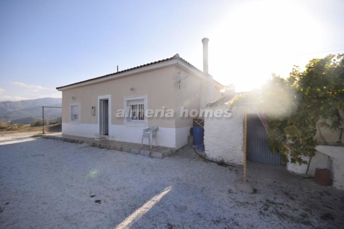 Image No.1-Villa de 2 chambres à vendre à Somontín