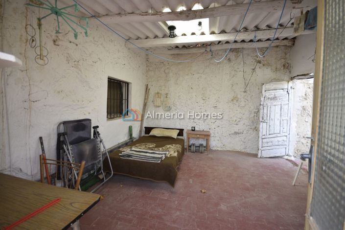 Image No.16-3 Bed Townhouse for sale