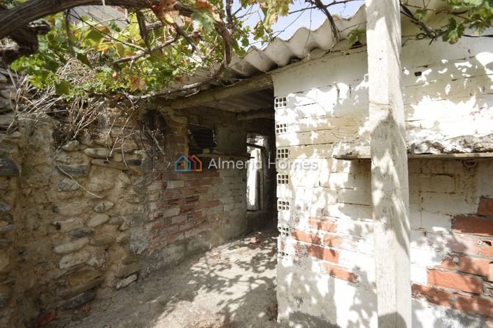 Image No.23-3 Bed Townhouse for sale