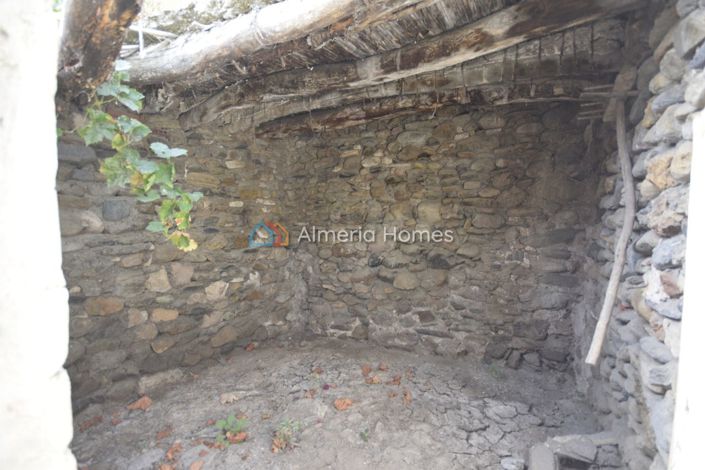 Image No.24-3 Bed Townhouse for sale