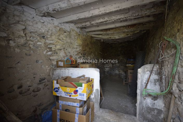 Image No.26-3 Bed Townhouse for sale