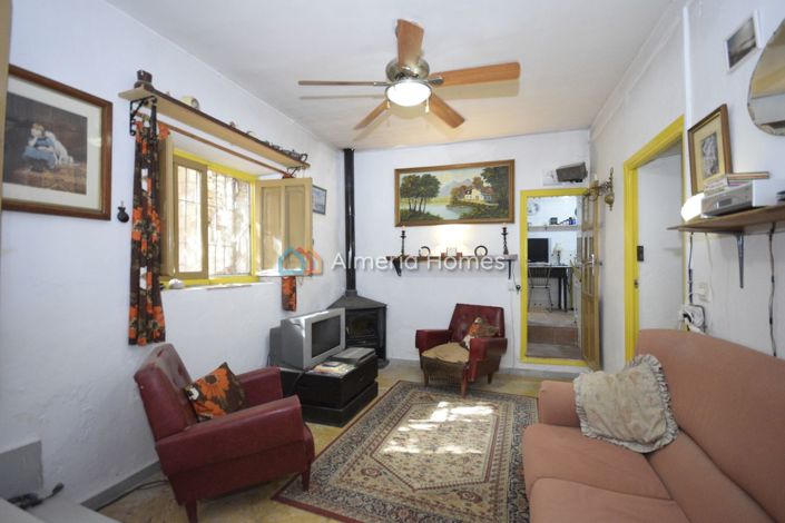 Image No.3-3 Bed Townhouse for sale