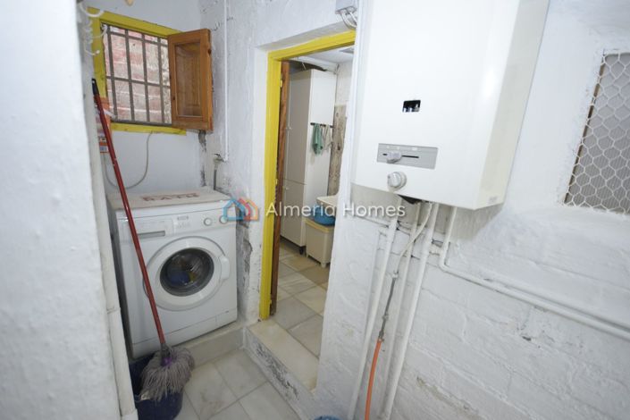 Image No.9-3 Bed Townhouse for sale