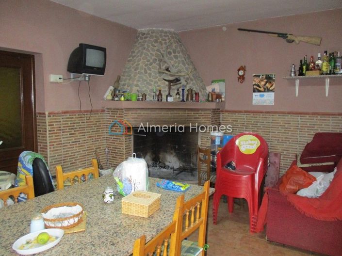 Image No.2-1 Bed Country House for sale