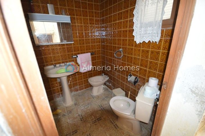 Image No.9-4 Bed Townhouse for sale