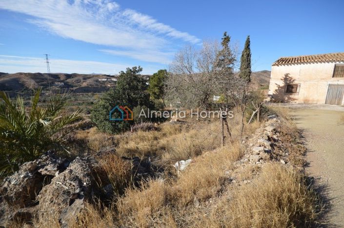 Image No.3-3 Bed Country House for sale