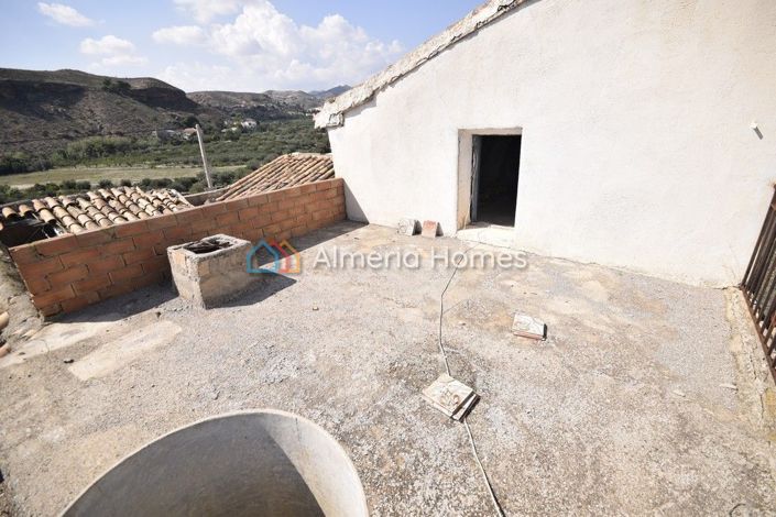 Image No.14-4 Bed Country House for sale