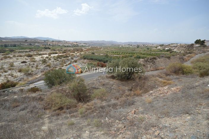 Image No.19-6 Bed Country House for sale