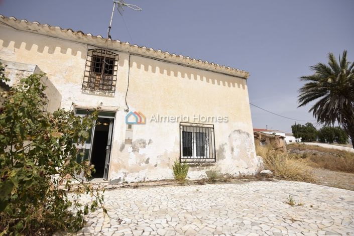 Image No.3-3 Bed Country House for sale