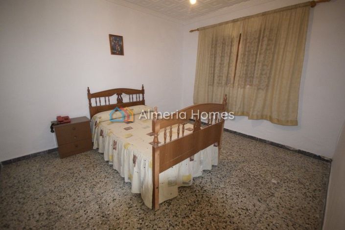 Image No.5-Maison de ville de 4 chambres à vendre à Almeria