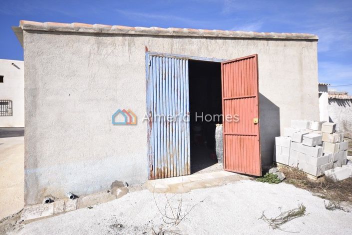 Image No.10-4 Bed Country House for sale