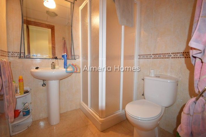 Image No.12-3 Bed Apartment for sale