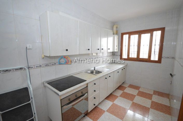 Image No.4-3 Bed Duplex for sale