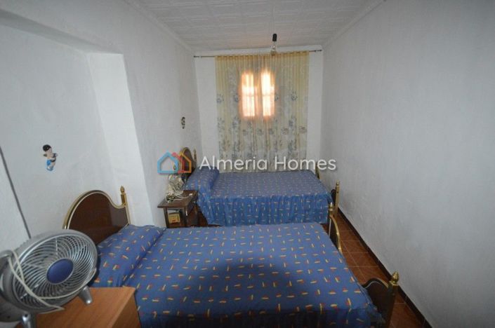 Image No.7-Maison de village de 6 chambres à vendre à Almeria