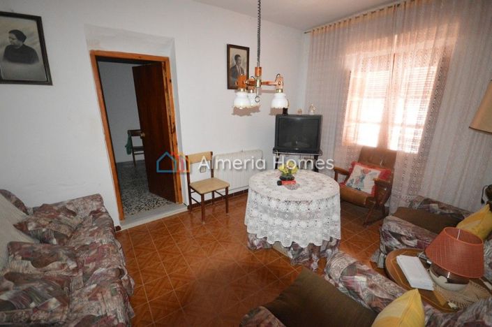 Image No.9-Maison de village de 6 chambres à vendre à Almeria