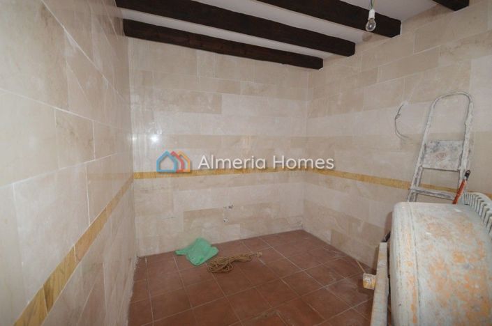 Image No.7-5 Bed Village House for sale