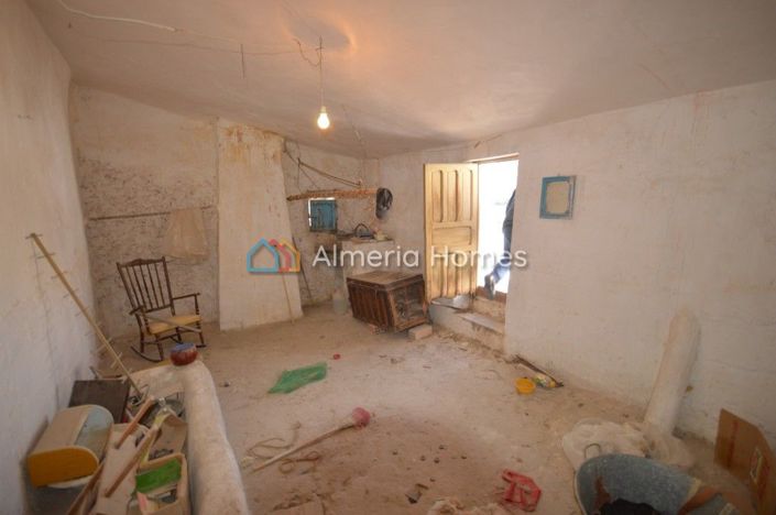 Image No.5-2 Bed Village House for sale