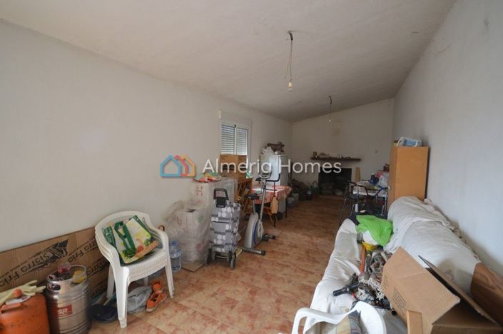 Image No.6-3 Bed Country House for sale