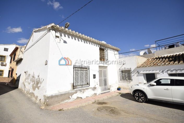 Image No.1-3 Bed Village House for sale