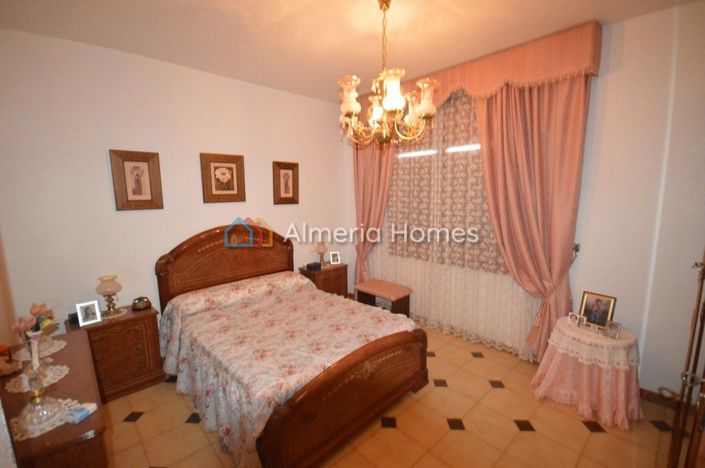 Image No.18-5 Bed Village House for sale