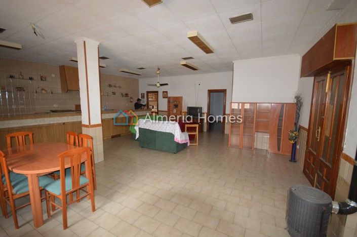 Image No.4-5 Bed Village House for sale