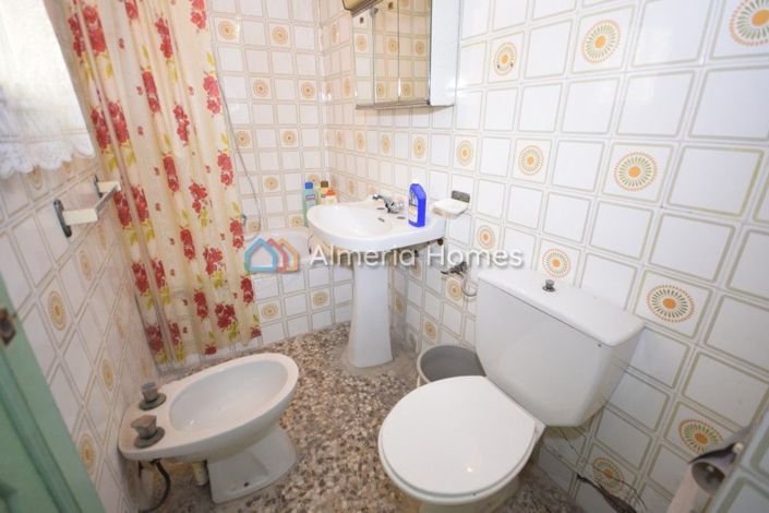 Image No.16-4 Bed Townhouse for sale