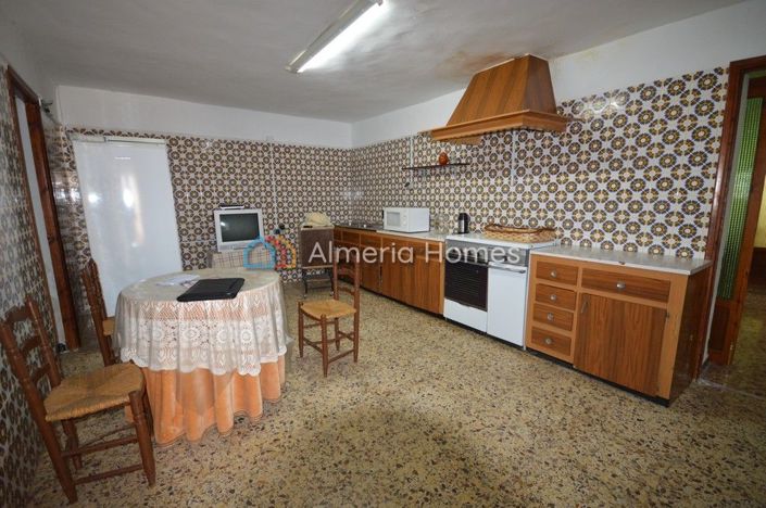 Image No.3-Maison de campagne de 4 chambres à vendre à Zurgena