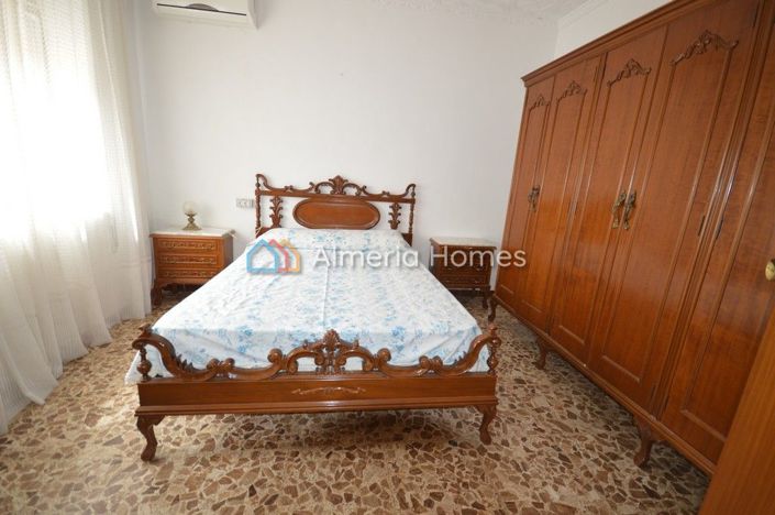 Image No.4-Maison de campagne de 4 chambres à vendre à Zurgena