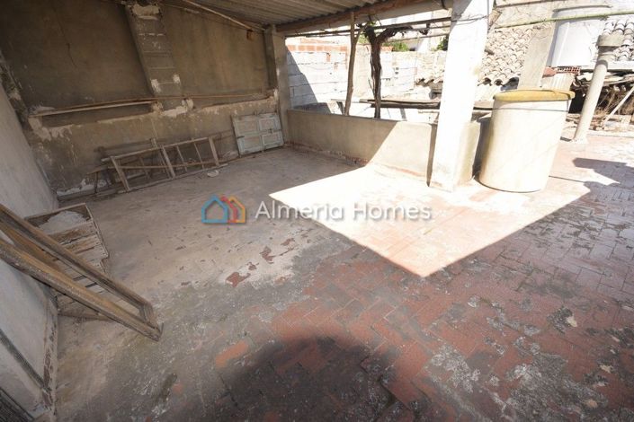 Image No.11-3 Bed Townhouse for sale