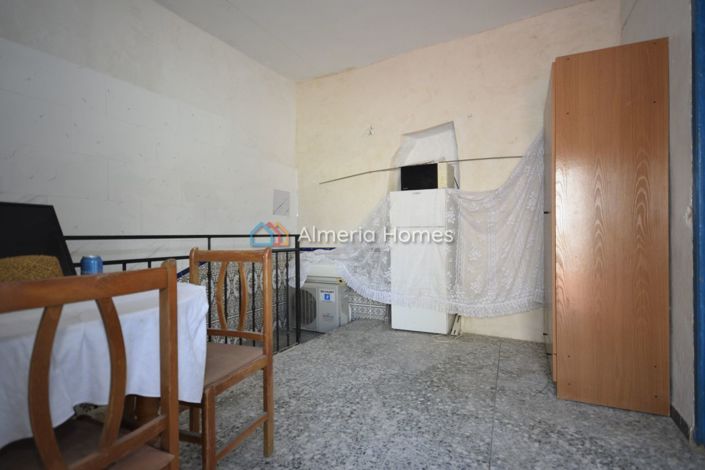 Image No.22-3 Bed Townhouse for sale