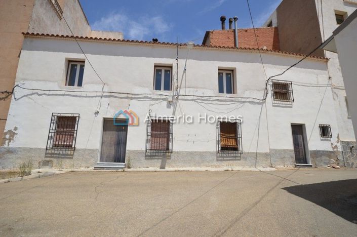 Image No.1-2 Bed Townhouse for sale