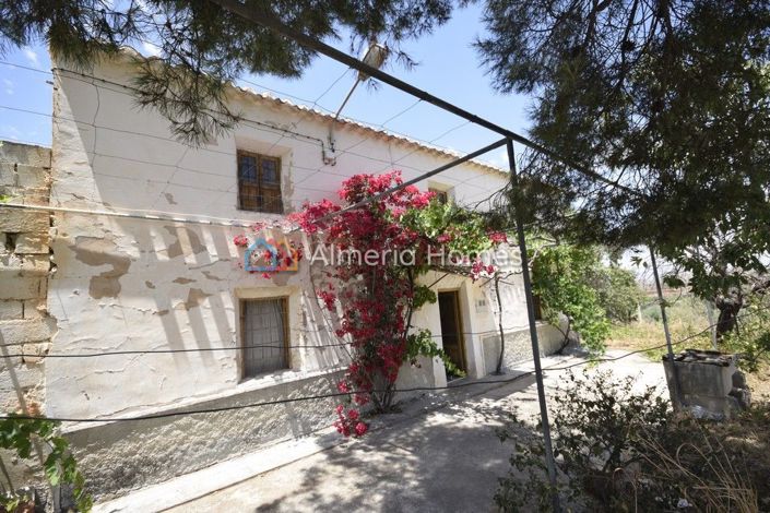 Image No.1-Maison de campagne de 4 chambres à vendre à Arboleas