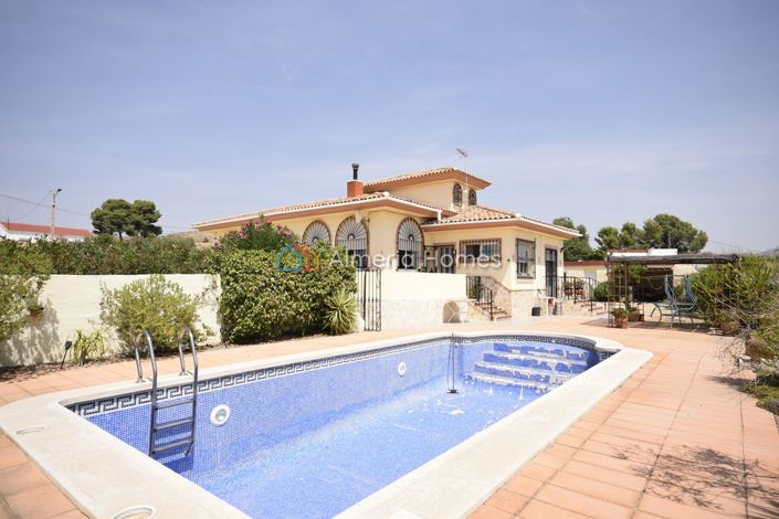 Image No.15-4 Bed Villa for sale