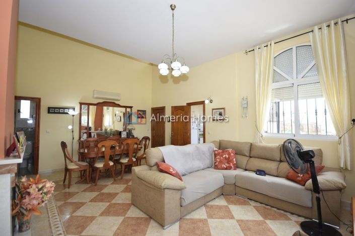 Image No.18-4 Bed Villa for sale