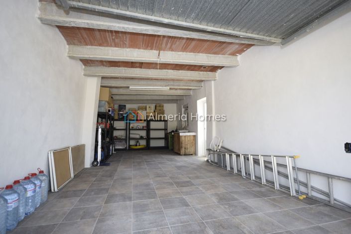 Image No.28-4 Bed Villa for sale