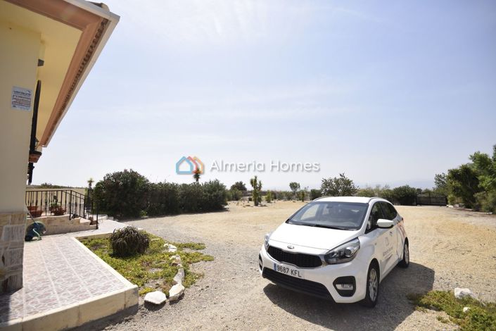 Image No.29-4 Bed Villa for sale