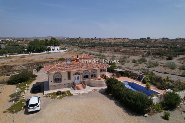 Image No.5-4 Bed Villa for sale