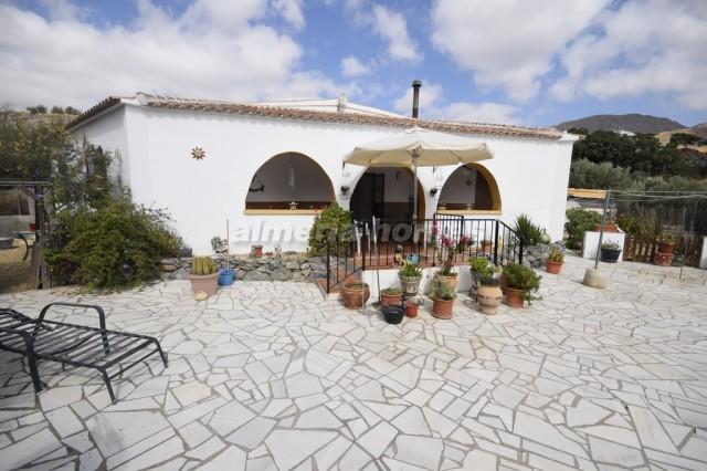 Image No.2-Villa de 3 chambres à vendre à Oria