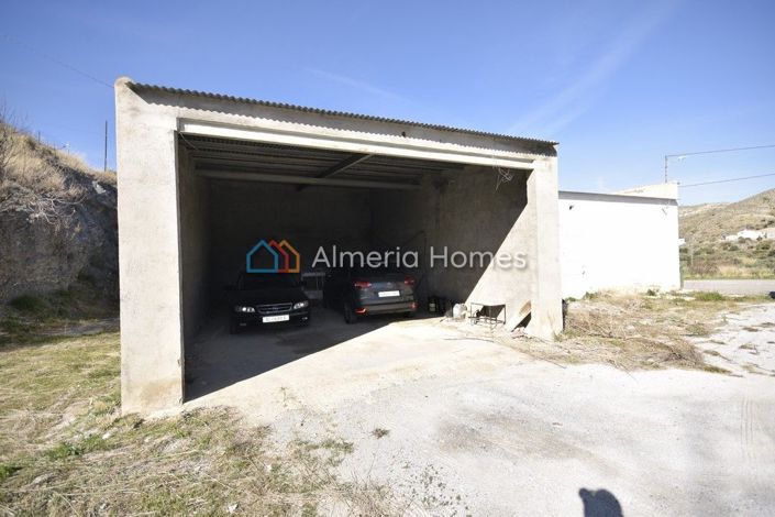 Image No.4-Maison de campagne de 5 chambres à vendre à Oria