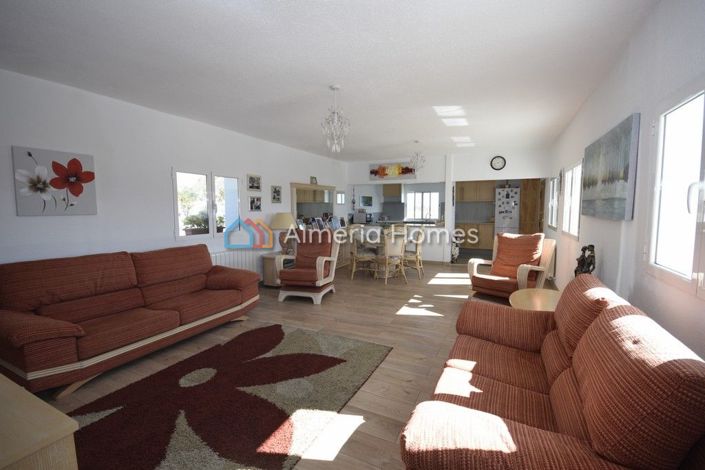 Image No.12-3 Bed Villa for sale