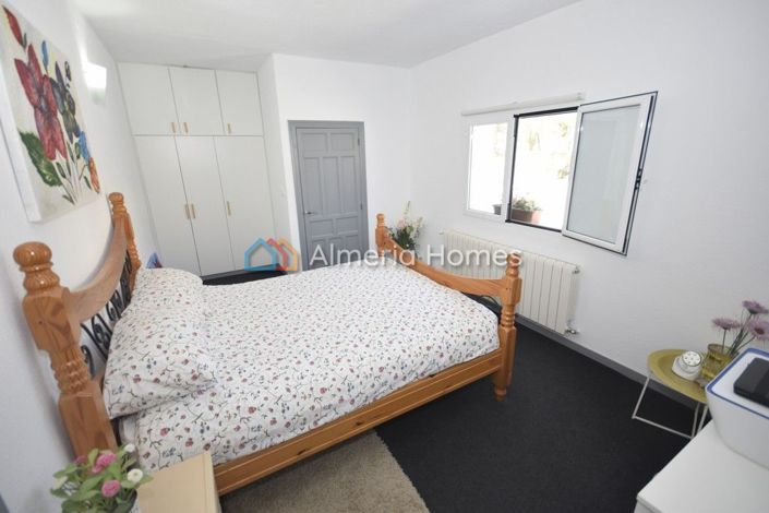 Image No.15-3 Bed Villa for sale