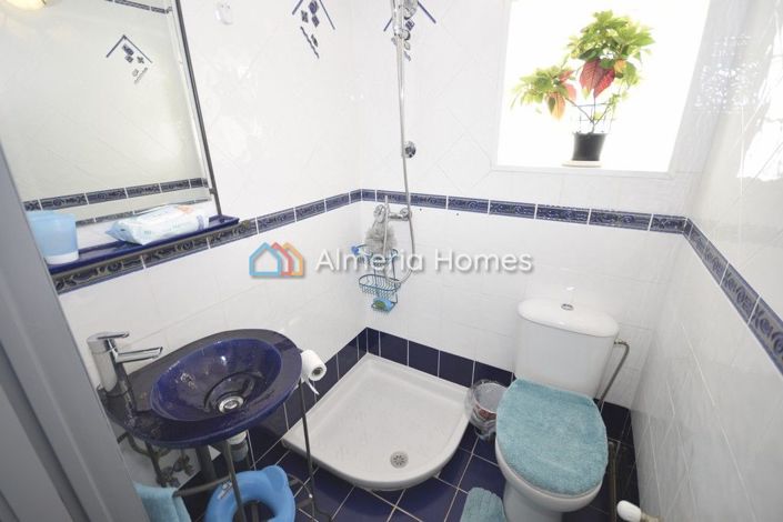 Image No.20-3 Bed Villa for sale