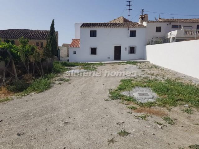 Image No.13-3 Bed Country House for sale