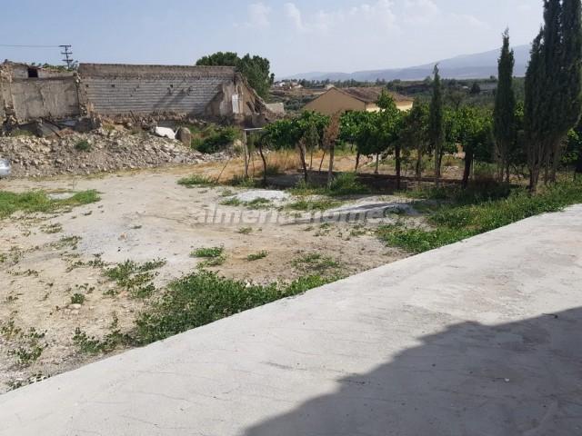 Image No.2-3 Bed Country House for sale