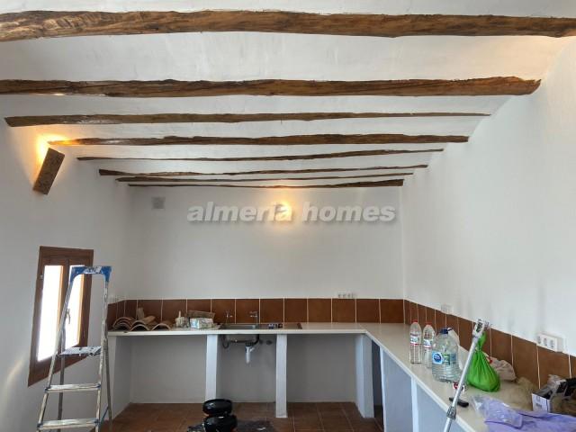 Image No.3-3 Bed Country House for sale